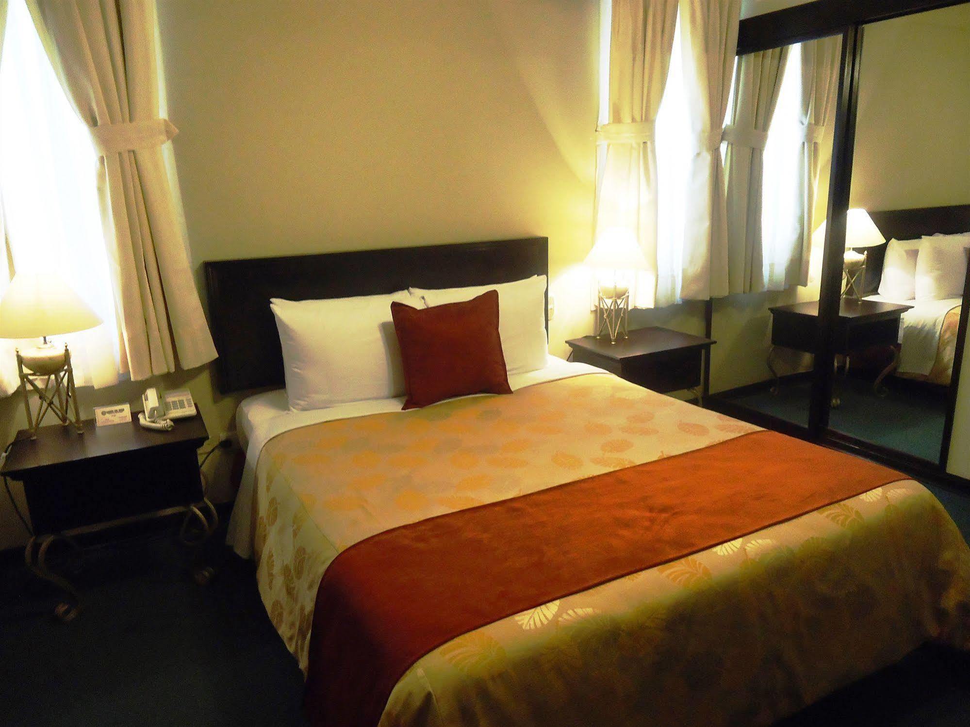 Leon De Oro Inn & Suites Λίμα Εξωτερικό φωτογραφία