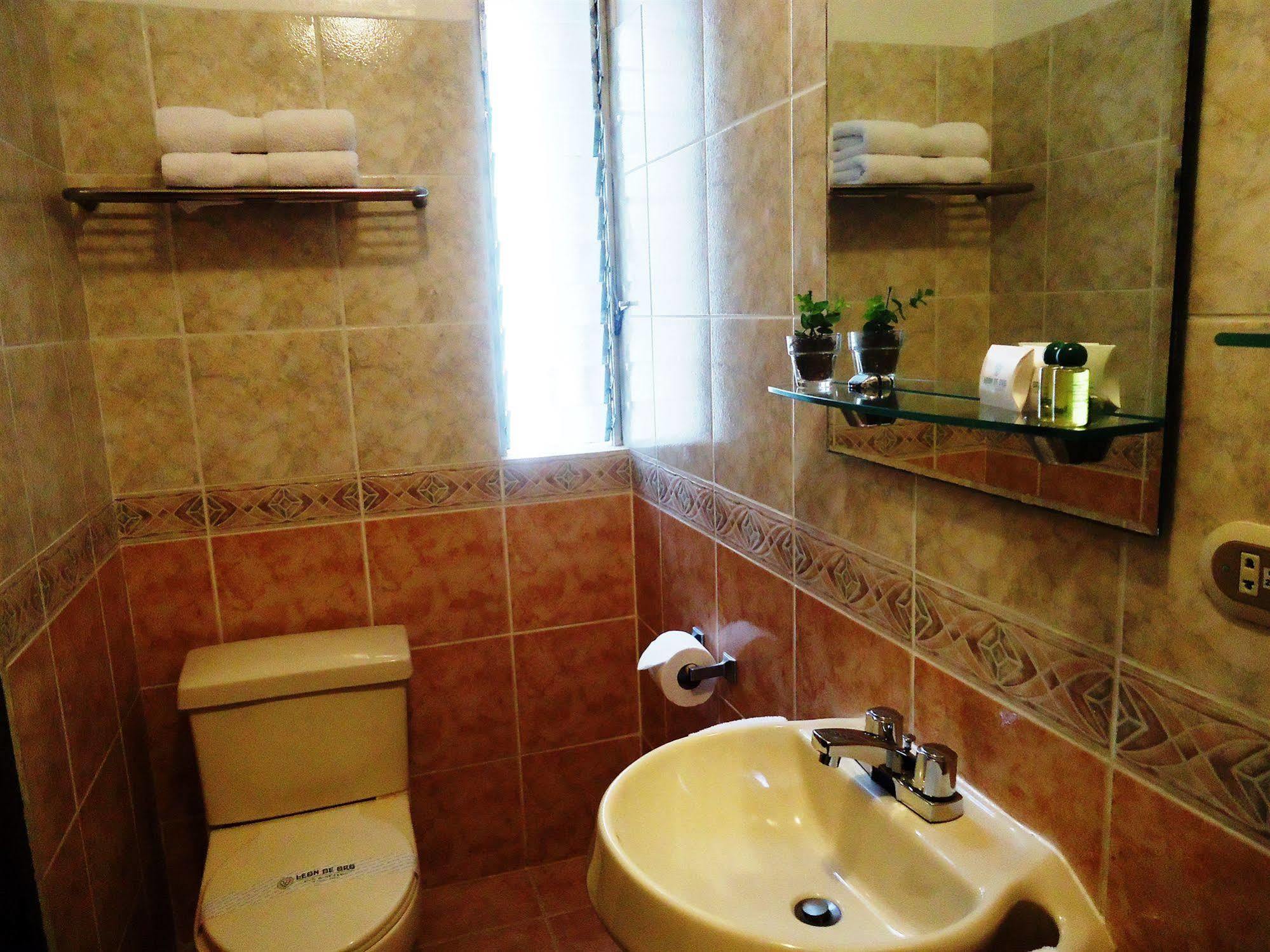Leon De Oro Inn & Suites Λίμα Εξωτερικό φωτογραφία